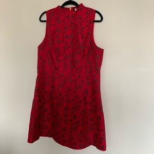 Hi neck sleeves dress